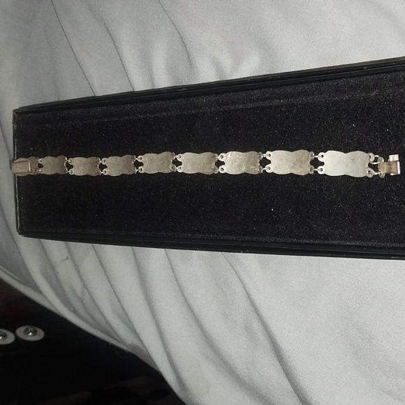 Estate Jewelry Vintage Siam sterling bracelet - Picture 6 of 7